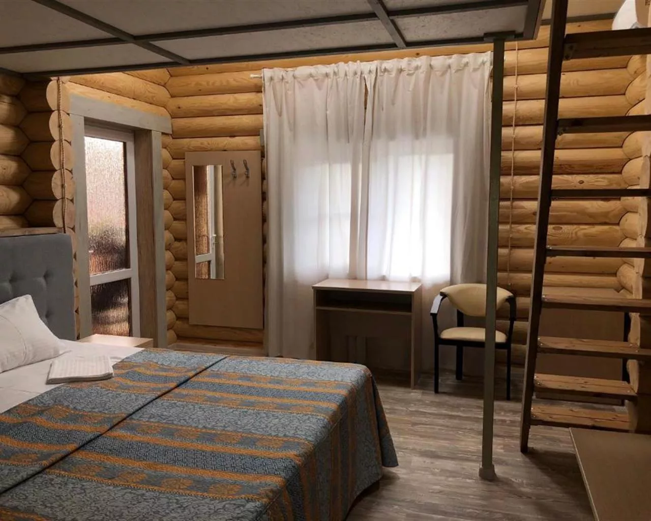 . Гостевой дом "Winnie House". Атарбеково