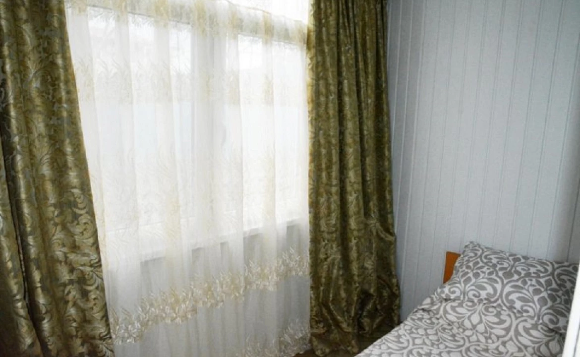 1-но комн квартира в центре п Лазаревское. 1-но комн кв у жд. Лазаревское