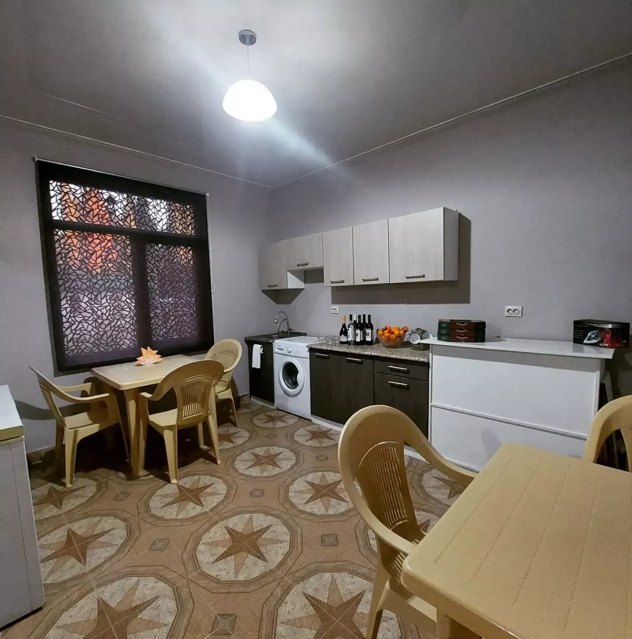 . Гостевой дом "Амза" . Новый Афон