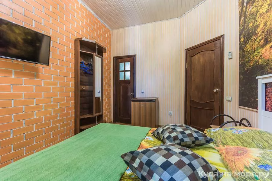 № 12 Классик 2-х местный «Осень». Гостевой дом «Фламинго». Архипо-Осиповка