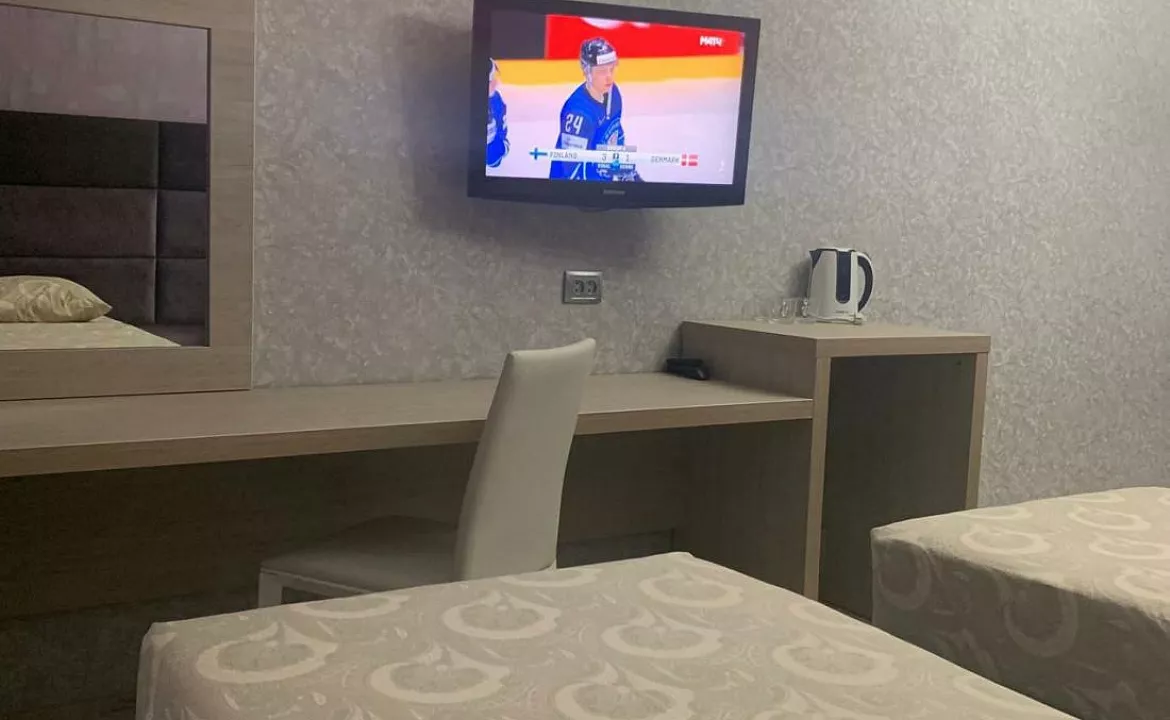 4-Х МЕСТНЫЙ ДЕЛЮКС БЕЗ БАЛКОНА. Отель КАВКАЗ. Гостиницы и отели Лазаревского 4-Х МЕСТНЫЙ ДЕЛЮКС БЕЗ БАЛКОНА. Отель КАВКАЗ. Гостиницы и отели Лазаревского