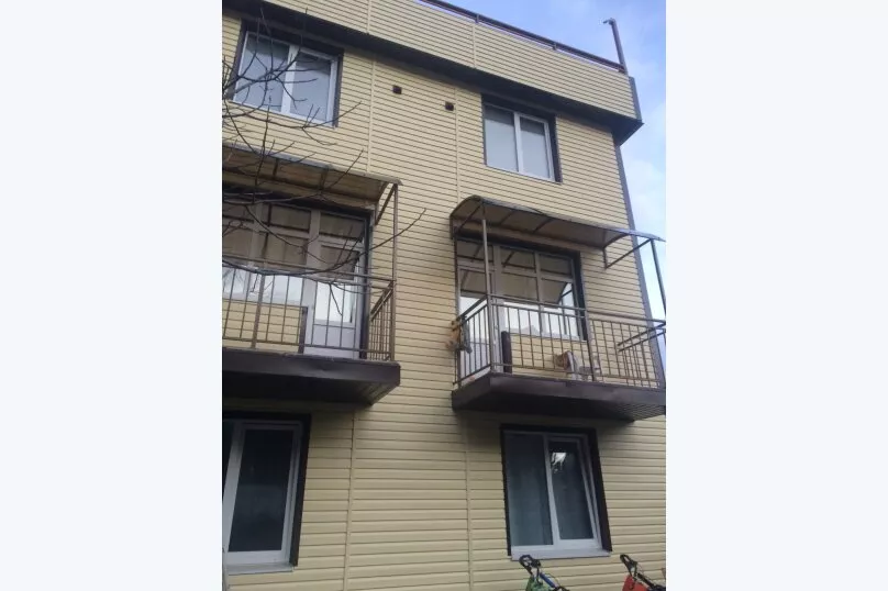 . Гостевой дом "Родничок". Лазаревское