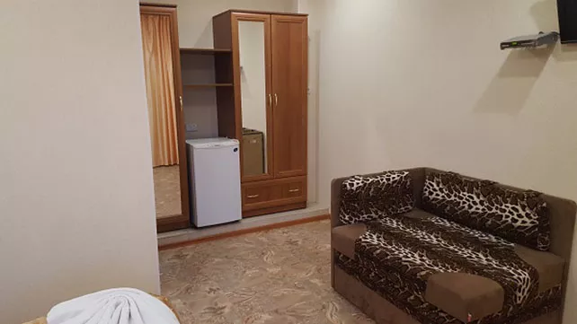 №5.2эт.3х.местный.Стандарт с видом на море. Гостевой дом "Мечта". Алушта