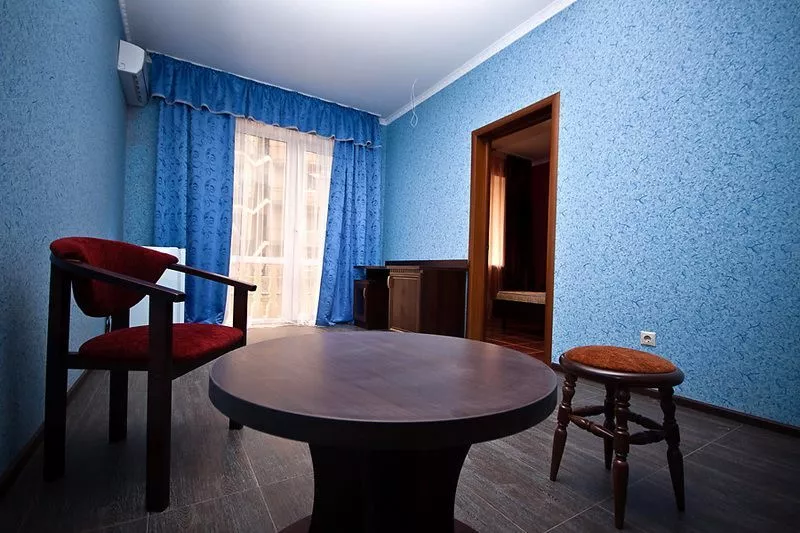 Двухкомнатный Люкс. Гостиница Кардинал. Джемете Двухкомнатный Люкс. Гостиница Кардинал. Джемете