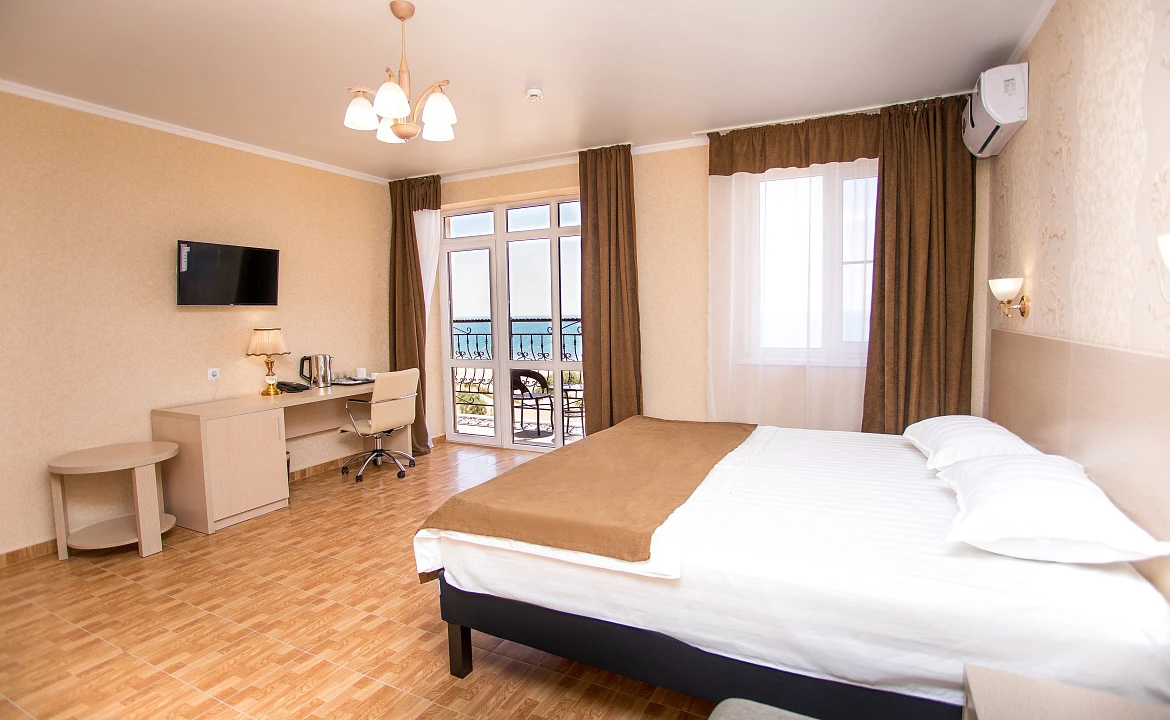 5-ти местный «Люкс» с видом на море. Отель "Alfa Summer". Анапа