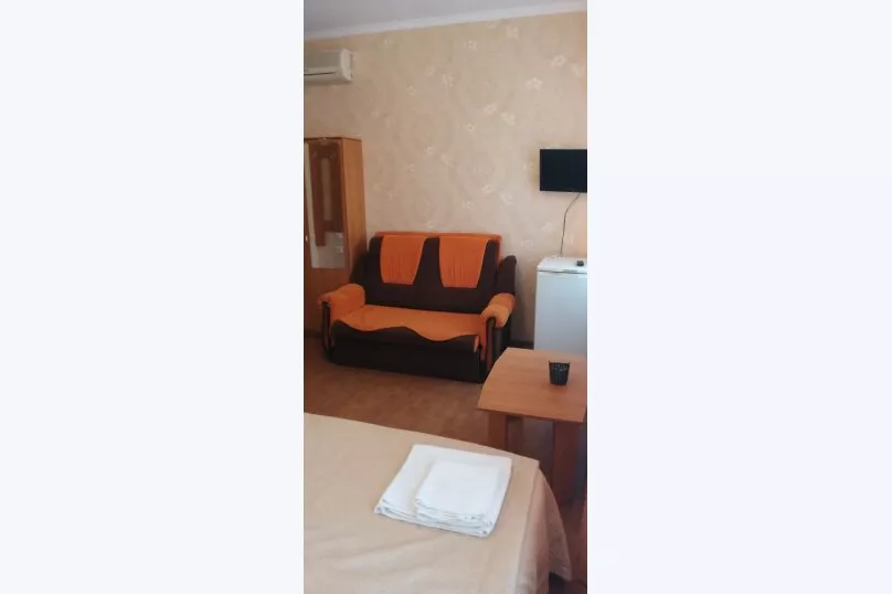 Стандарт 4-х местный. Гостевой дом Белла. Анапа