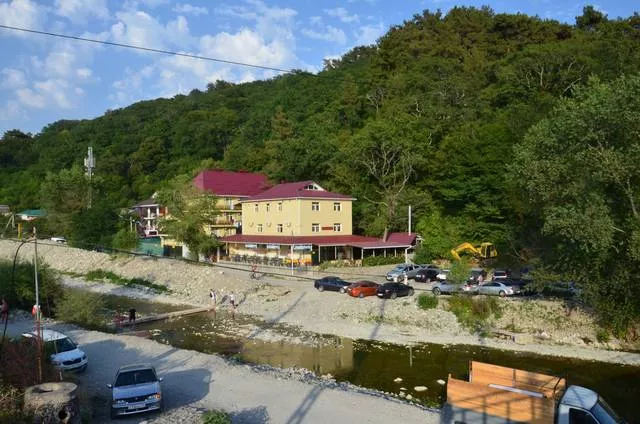 . Гостевой дом Вараздат. Солоники