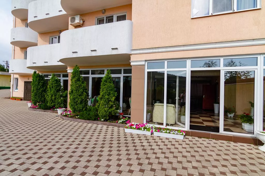 . Гостевой дом "Адмирал" - Небуг. Небуг