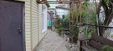 Гостевой дом «Домик на Южном»