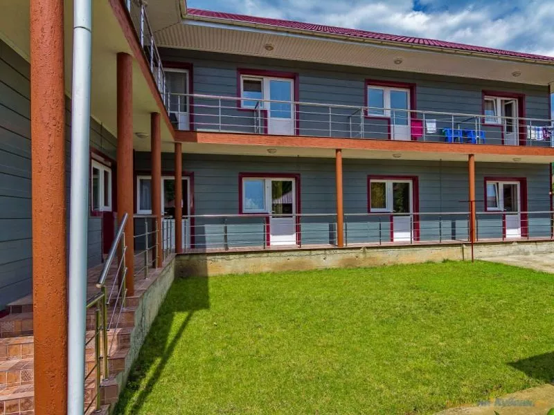 . Гостевой дом "Водолей". Небуг