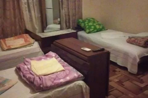 4-х местный номер эконом. Гостевой дом "У Павла". Пицунда