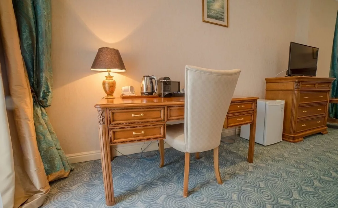 3-х местный 2-х комнатный. Санаторий "Вилла Карасан". Партенит