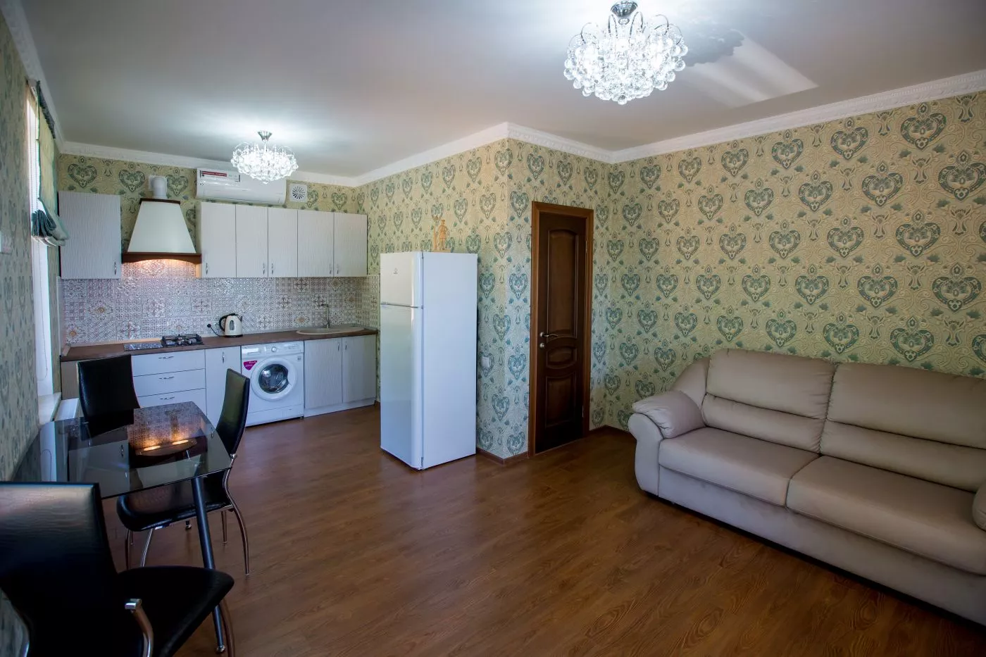 . Дом под ключ На двоих. Адлер