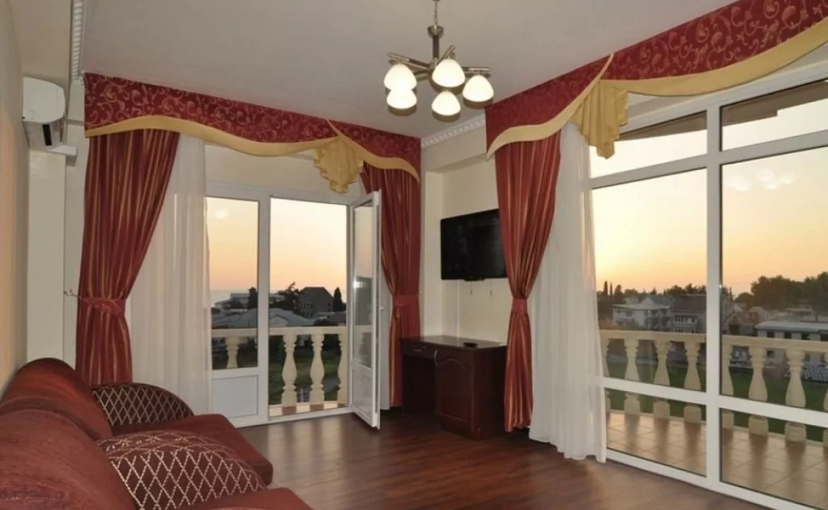 Люкс. Отель "Троя". Лазаревское