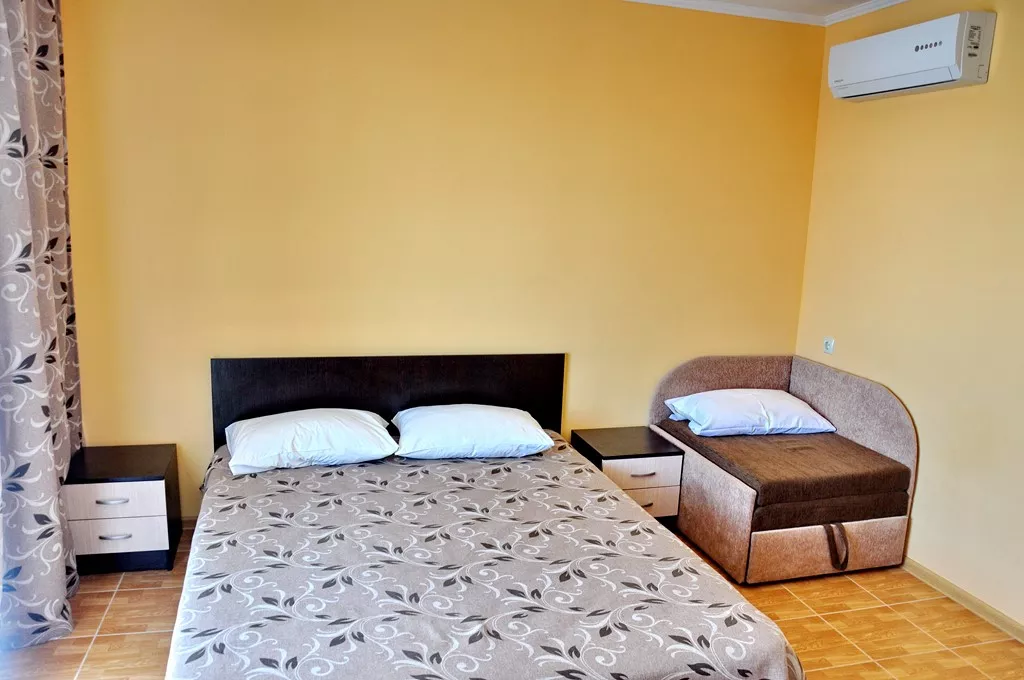 3х местные номера. Гостевой дом  "Свет маяка". Заозерное