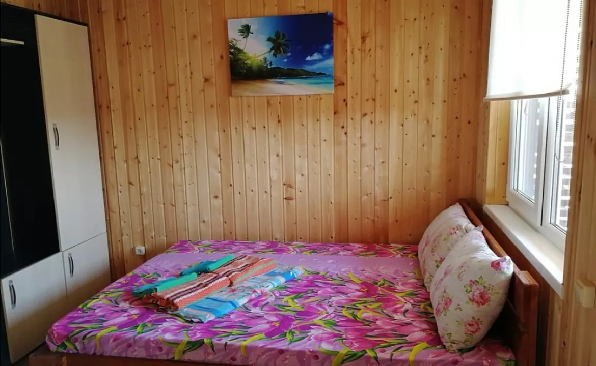 Трехместный номер с видом на море. Гостевой дом Морской бриз - Кучугуры. Кучугуры Трехместный номер с видом на море. Гостевой дом Морской бриз - Кучугуры. Кучугуры