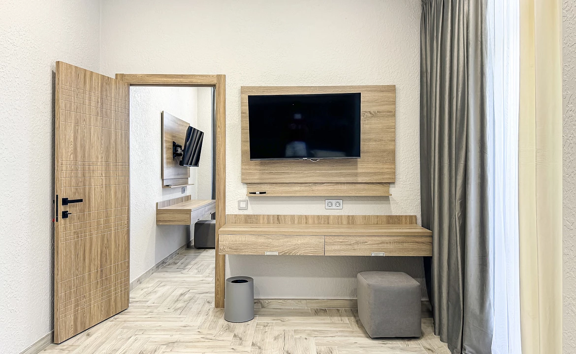 Корпус 2 Семейный Люкс с боковым видом на море. Anzhelina Family Hotel. Витязево