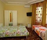 3-х местный номер. Гостевой дом "На Цветочной". 3-х местный номер. Гостевой дом "На Цветочной".
