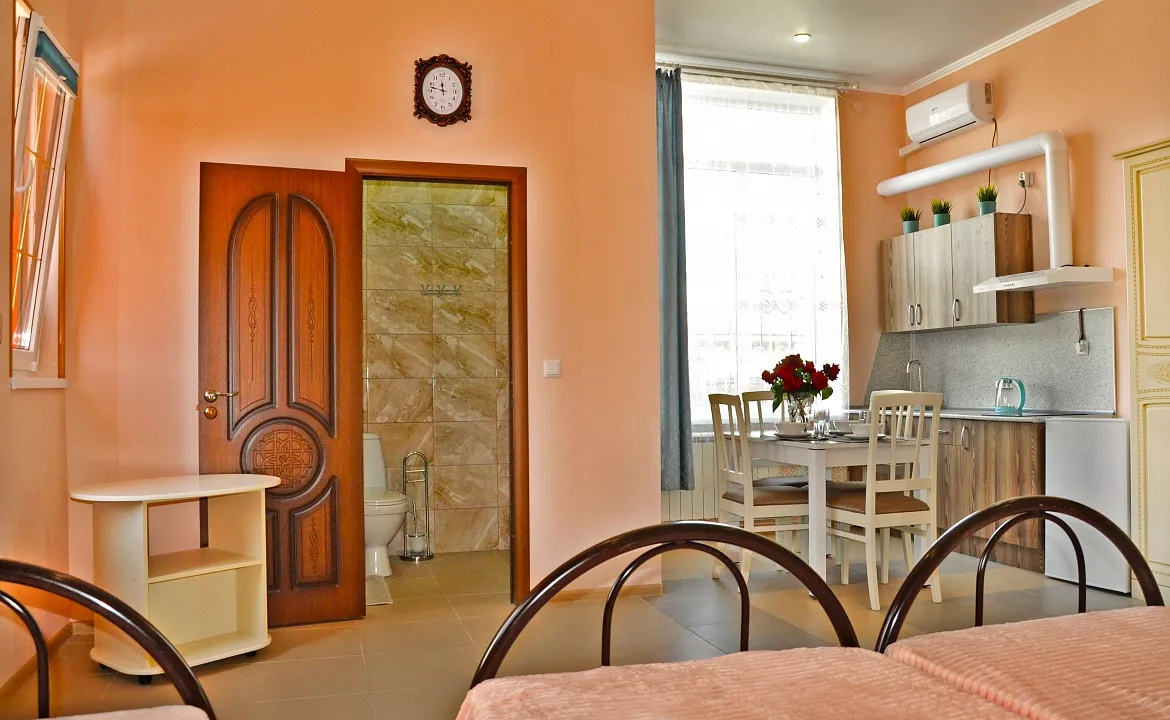 5-ти местный номер люкс. Гостевой дом Надежда - Витязево. Витязево