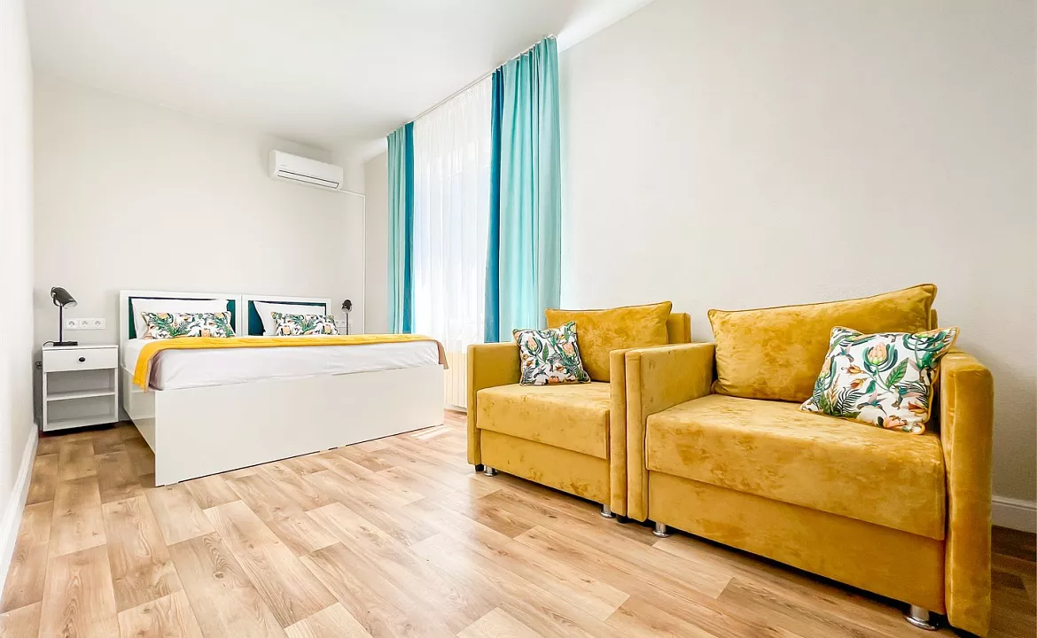 Стандарт 2-хместный с 2 дополнительными местами. Отель Автор. Анапа