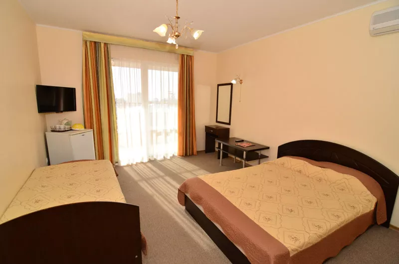 3-местный 1-комнатный номер. Гостевой дом "Альяна". Судак