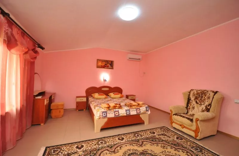 Семейный 2х-комнатный. Пансионат «Анюта». Саки