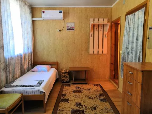 . Гостевой дом «Светлана». Совет-Квадже