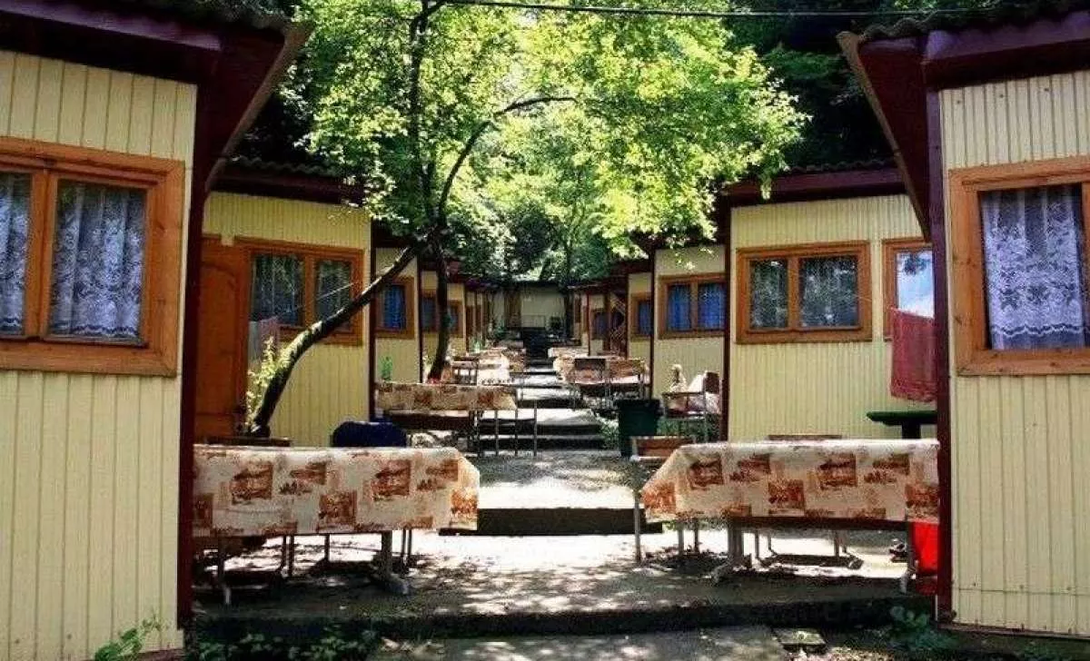 . База отдыха "Джанхот" . Джанхот