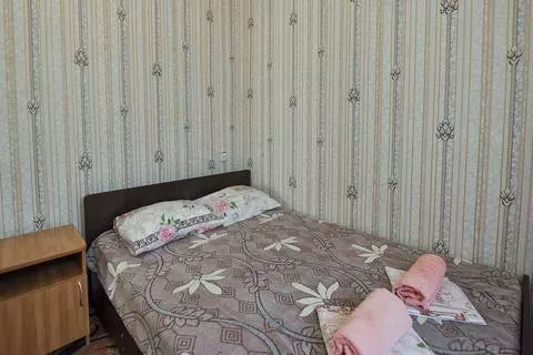 Двухместный с удобствами и вентилятором. База отдыха "Платан". Лазаревское Двухместный с удобствами и вентилятором. База отдыха "Платан". Лазаревское