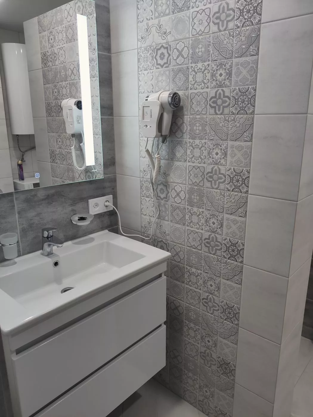 . Квартира в многоквартирном доме У моря Гочуа 15. Квартиры в Пицунде