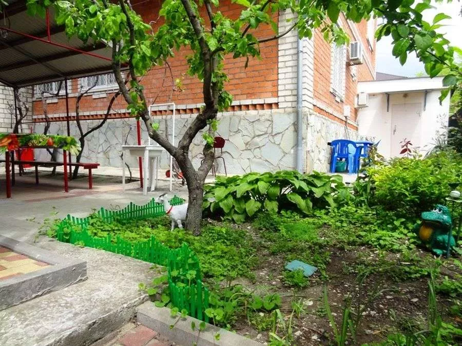 . Частный сектор "На Южном". Кабардинка