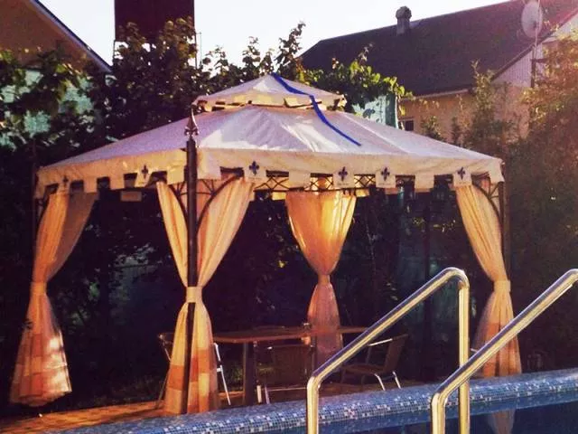 . Коттедж "Регина" . Адлер