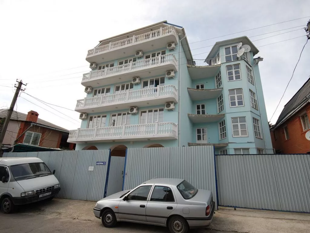 . Гостиница "Версаль". Лазаревское