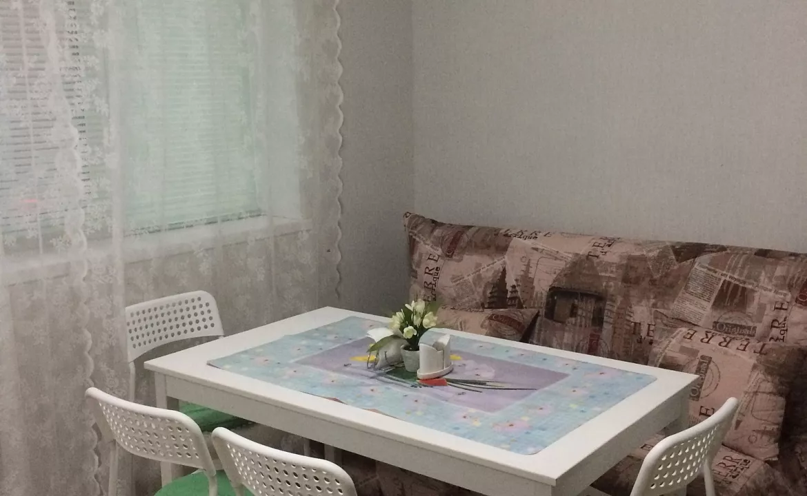 Семейный с кухней . Гостевой дом «Пчела». Ейск