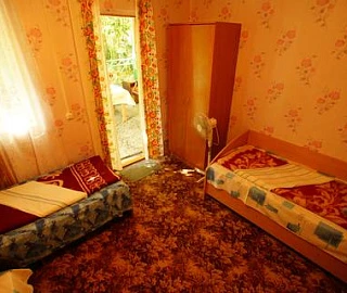 Эконом 3-х местный. Гостевой дом «Алла-Роза». 