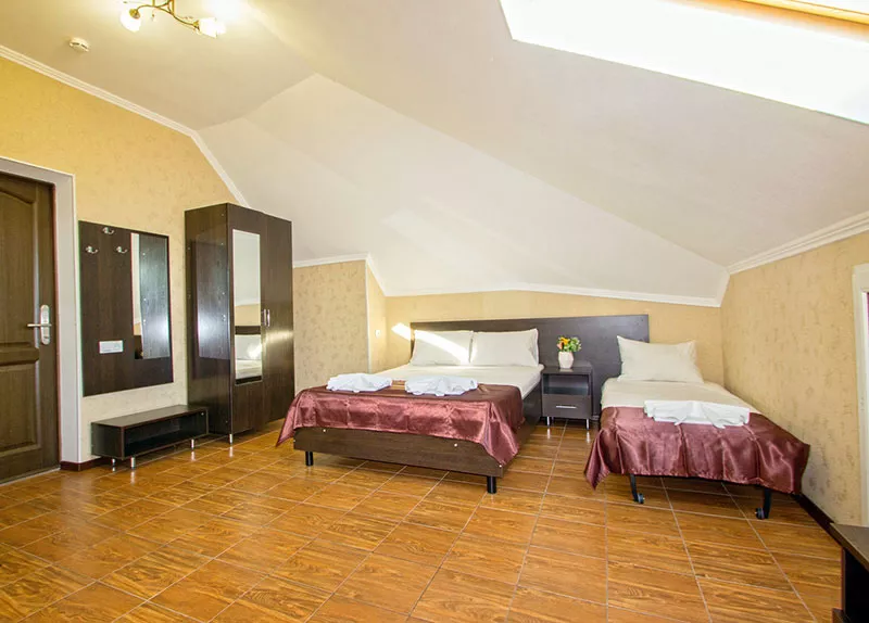 Двухкомнатный люкс с балконом. Отель "Palma Soneta" . Верхнее Джемете Двухкомнатный люкс с балконом. Отель "Palma Soneta" . Верхнее Джемете