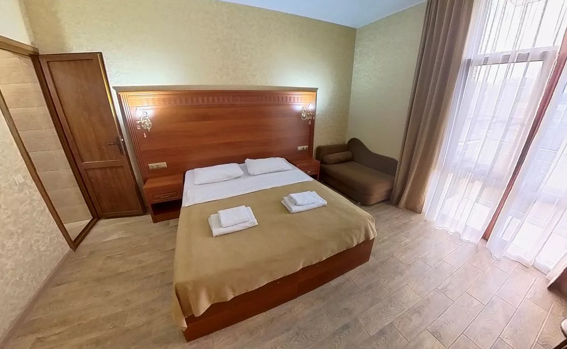 Комфорт трехместный. Гостевой дом «ГРИФ». Адлер