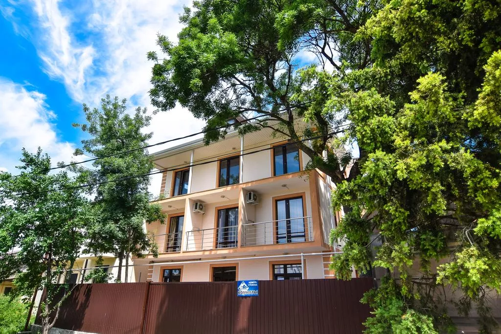 . Гостевой дом "Милена". Кабардинка