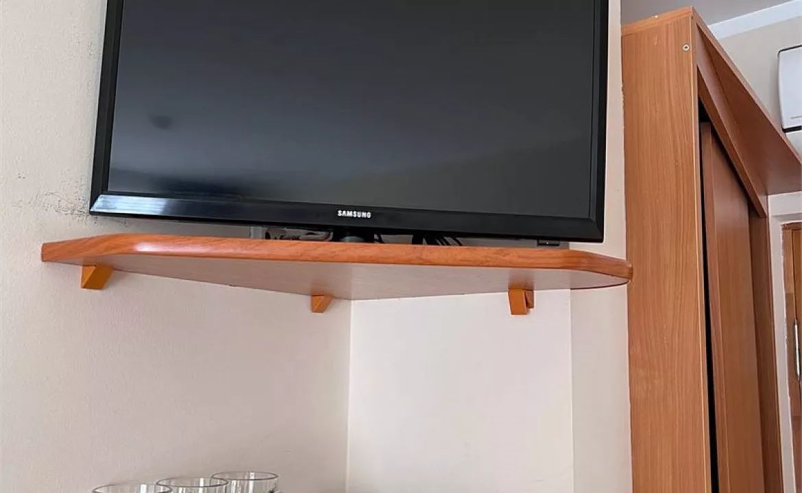 Двухместный номер «комфорт» с двумя раздельными кроватями. Отель "Галотель". Адлер