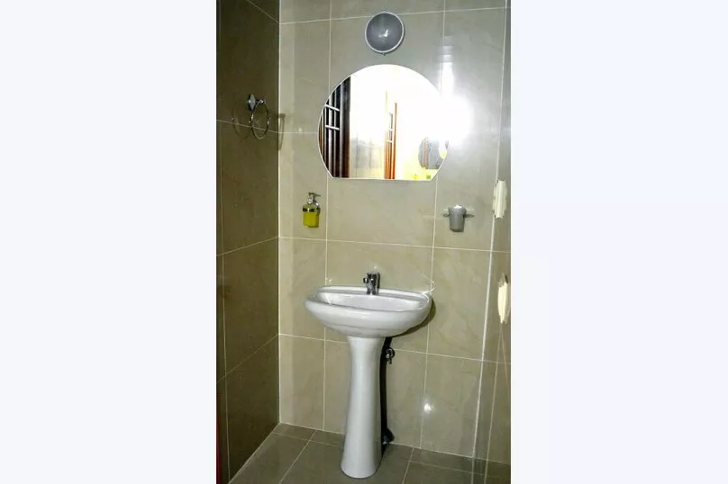 . Гостевой дом "Аист". Новый Афон