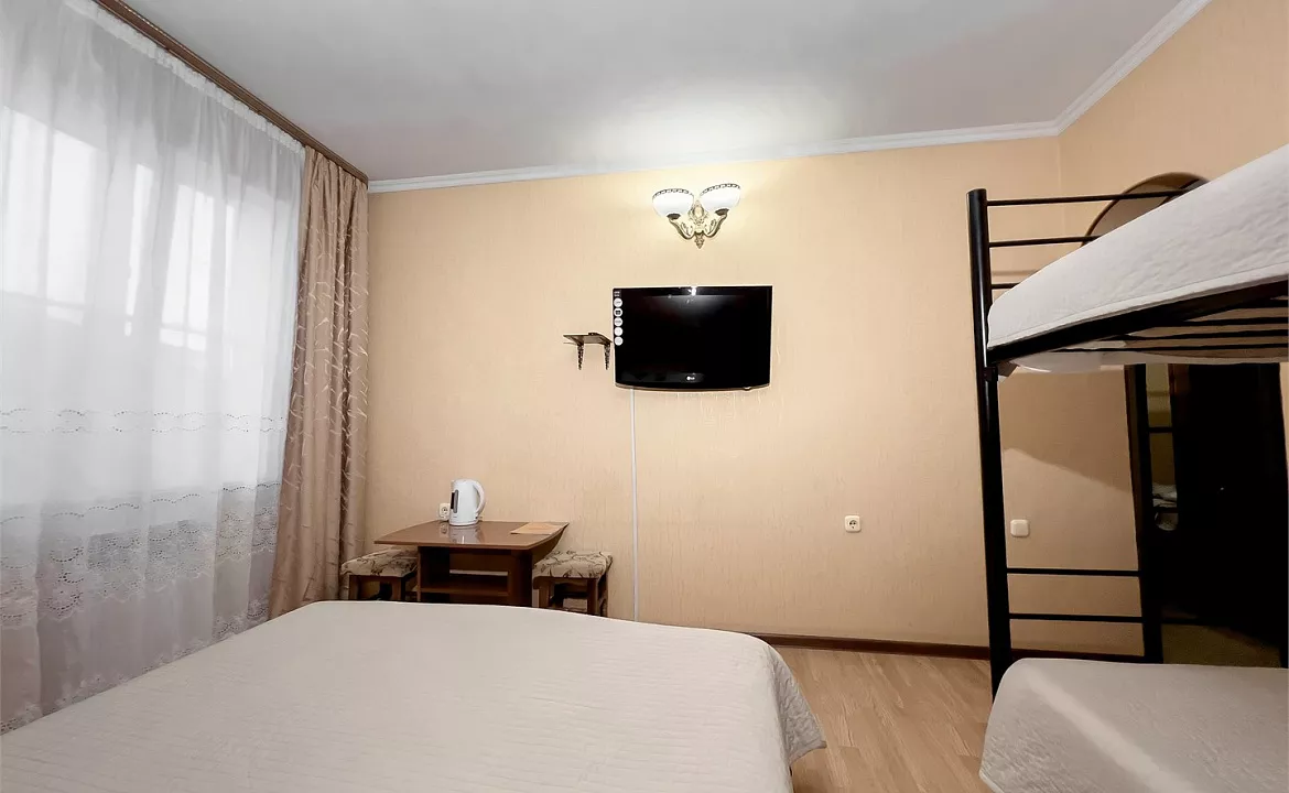 Семейный номер. Отель "VIVA Лариса". Адлер