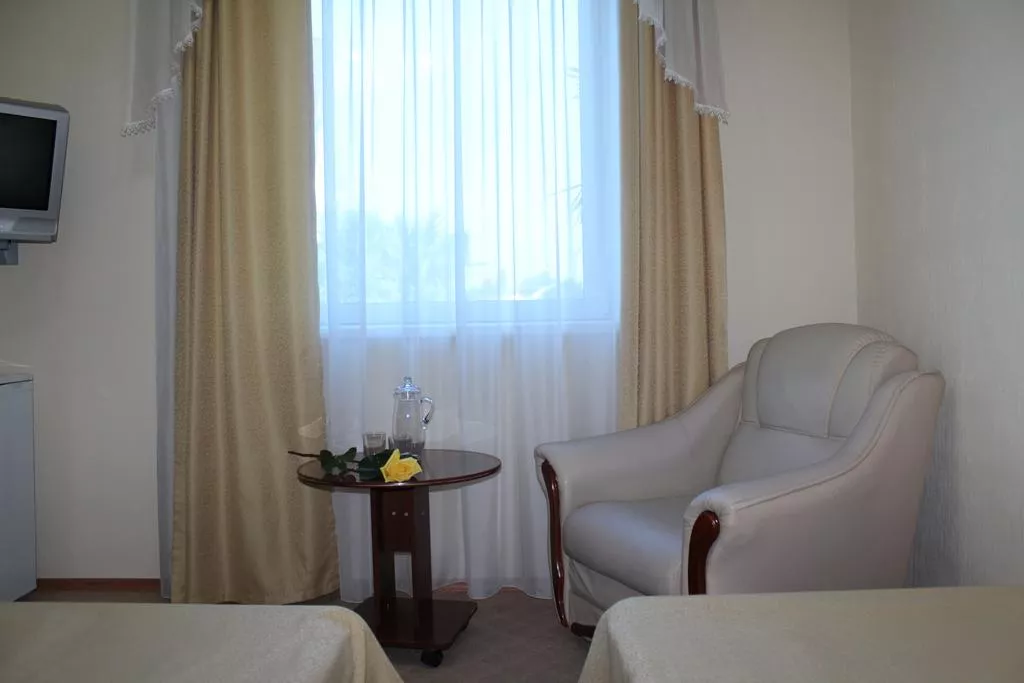 . Отель "ВАН". Адлер