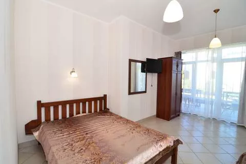 Трёхместный номер. Гостевой дом «Уют» - Коктебель. Коктебель