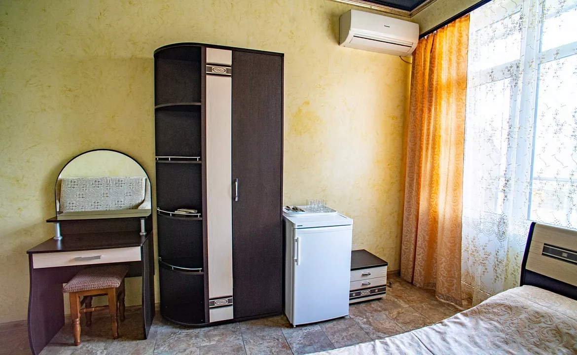 2х местный полулюкс с балконом для 2+2. Отель "Калараш 17а". Лазаревское 2х местный полулюкс с балконом для 2+2. Отель "Калараш 17а". Лазаревское