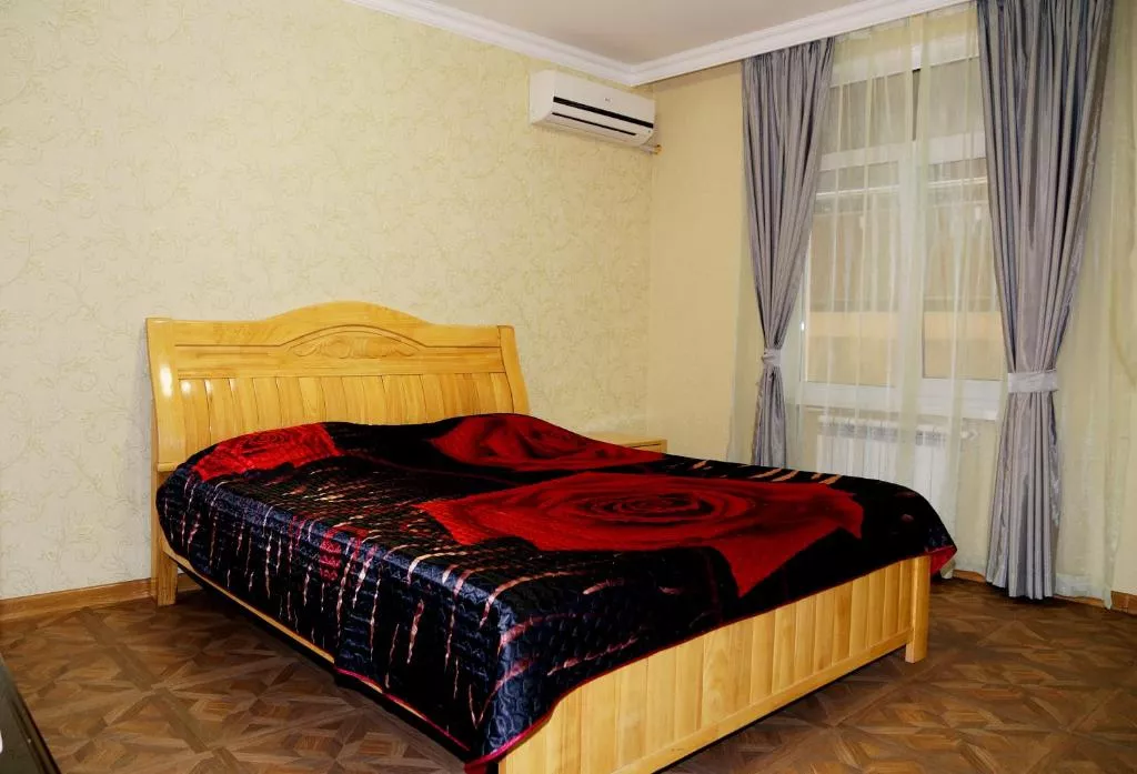 2-местный номер Полулюкс. Гостевой дом "Гагра-Лазурная". Гагра