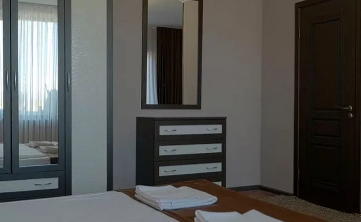 2-х местный номер с балконом на первом этаже. База отдыха "Скурча". Сухум