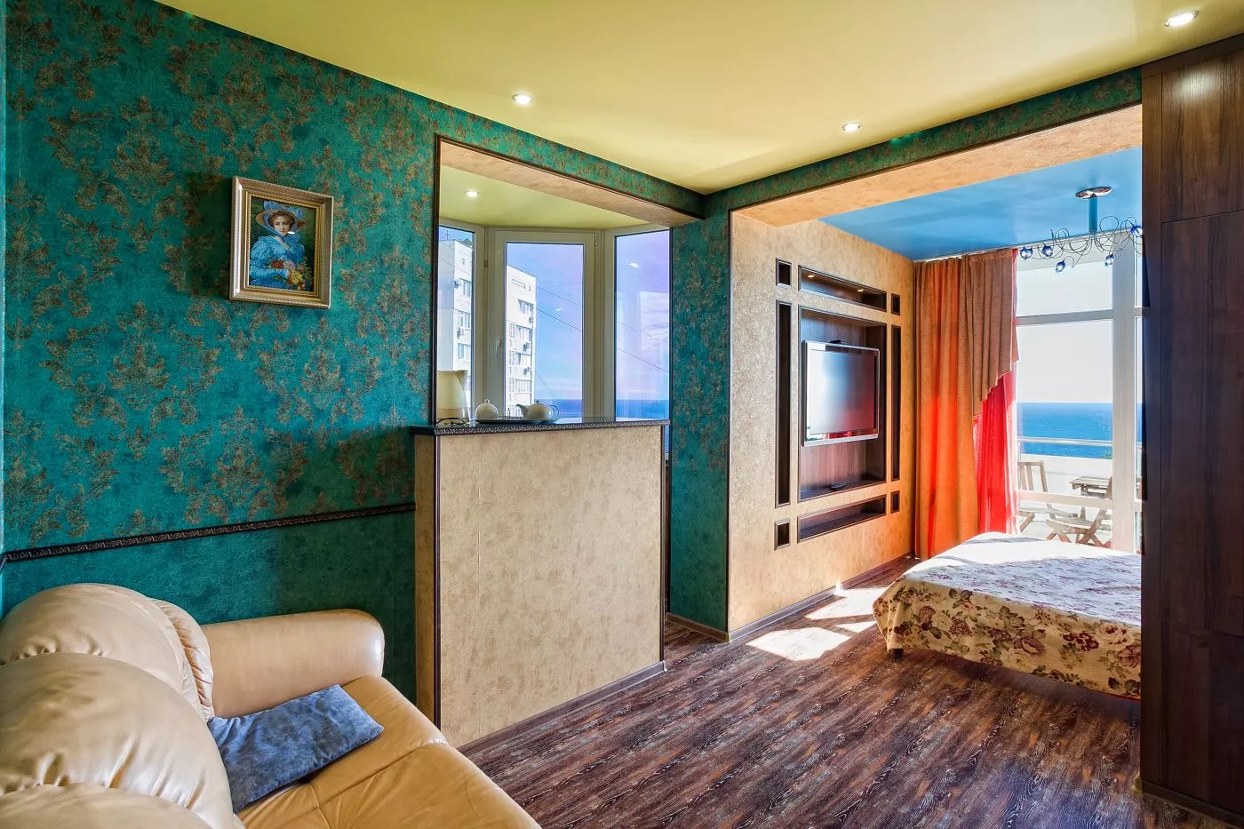 . Квартира в многоквартирном доме Видовые апартаменты в Мисхоре. Кореиз . Квартира в многоквартирном доме Видовые апартаменты в Мисхоре. Кореиз