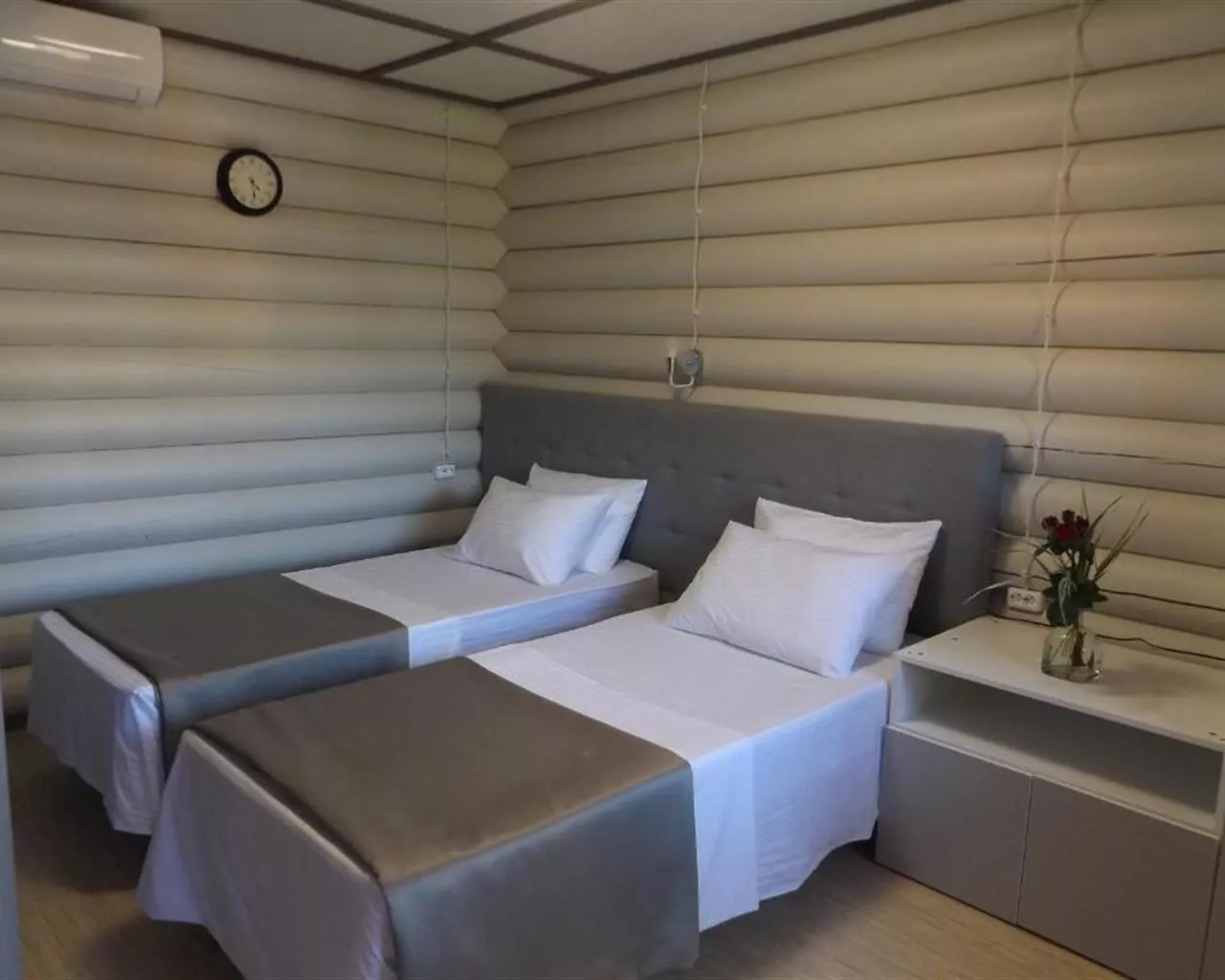 . Гостевой дом "Winnie House". Атарбеково