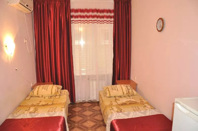 2-х комнатный  номер 4-5 местный с балконом. Гостевой дом "Астра" - Витязево. Витязево