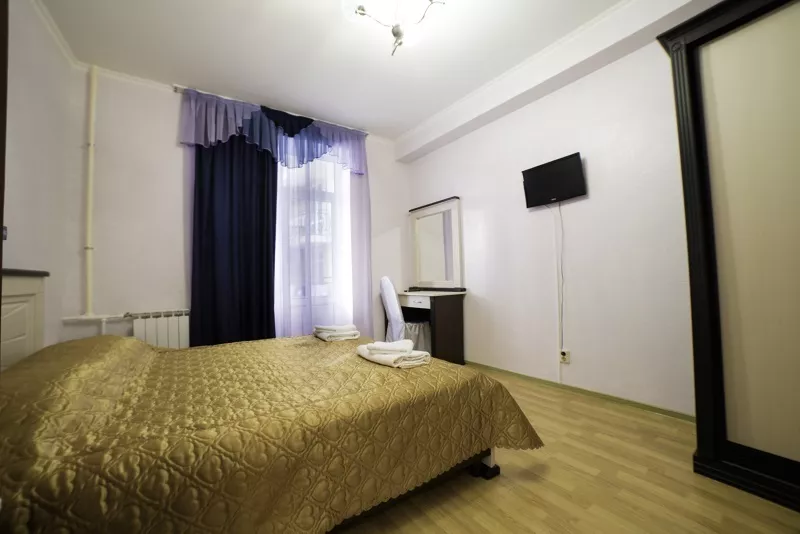 Люкс 4-х местный двухкомнатный. Гостевой комплекс "Екатерина". Витязево